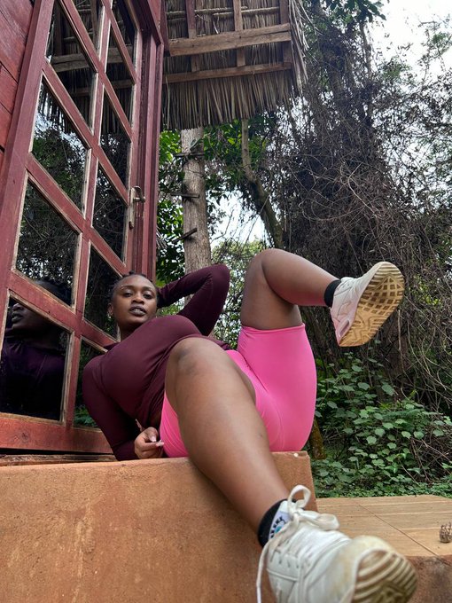 Its 420 y'all🍆💦 #AngukaNayo  https://t.co/L7R4Gl9TBI https://t.co/HXFNuGfHUI<a href="/tag/angukanayo"class="tags">#AngukaNayo</a>