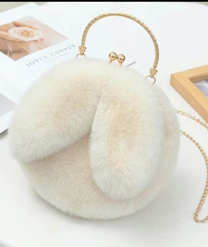 classixfashions's tweet photo. Sling Bags 
At Kshs 1400
Call/WhatsApp at 0737467538
Nairobi, #Maandamano , Thika Road, Kairo, Gen X , #classixfashions https://t.co/aCbvDjNojv