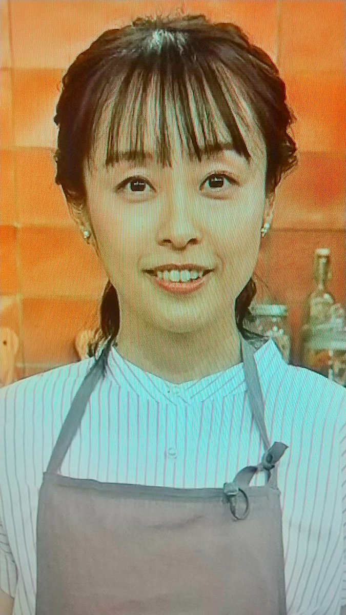 sk17's tweet photo. かわよすぎ💕😍

#片山千恵子 #たいへん有能 #きょうの料理 #お料理番組はアシスタント次第 #obk #お料理番組研究会 https://t.co/eOLoqfhcTy