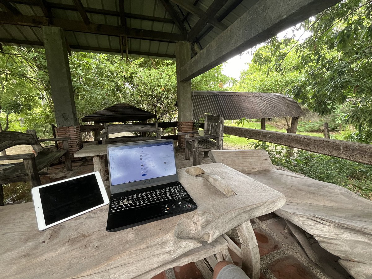 ManPower_Genius's tweet image. Day 127 of “you can literally run a business from anywhere” challenge. 
This week this peaceful pergola in the Philippine countryside will be my office as we ramp up manpowerpowergenius.com to expand into 2 new European countries plus I need to train the ostrich how to handle…