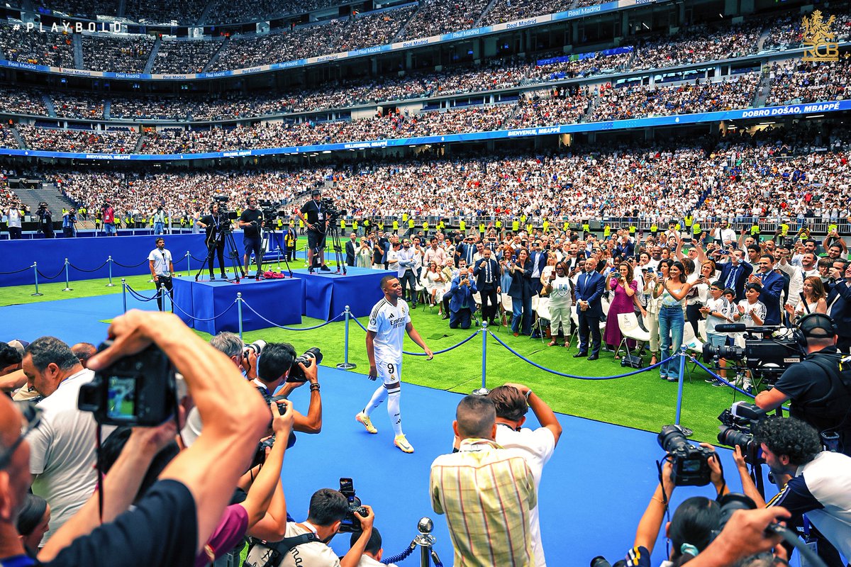 RCBTweets's tweet photo. Packed house at the Santiago Bernabéu for Mbappe’s Real Madrid Unveil! 😮💨🔥
Reminds us of RCB Unbox! 😎 What’s your wishlist for next year, 12th Man Army? 😬✍️ https://t.co/8mEI9Zkgro
