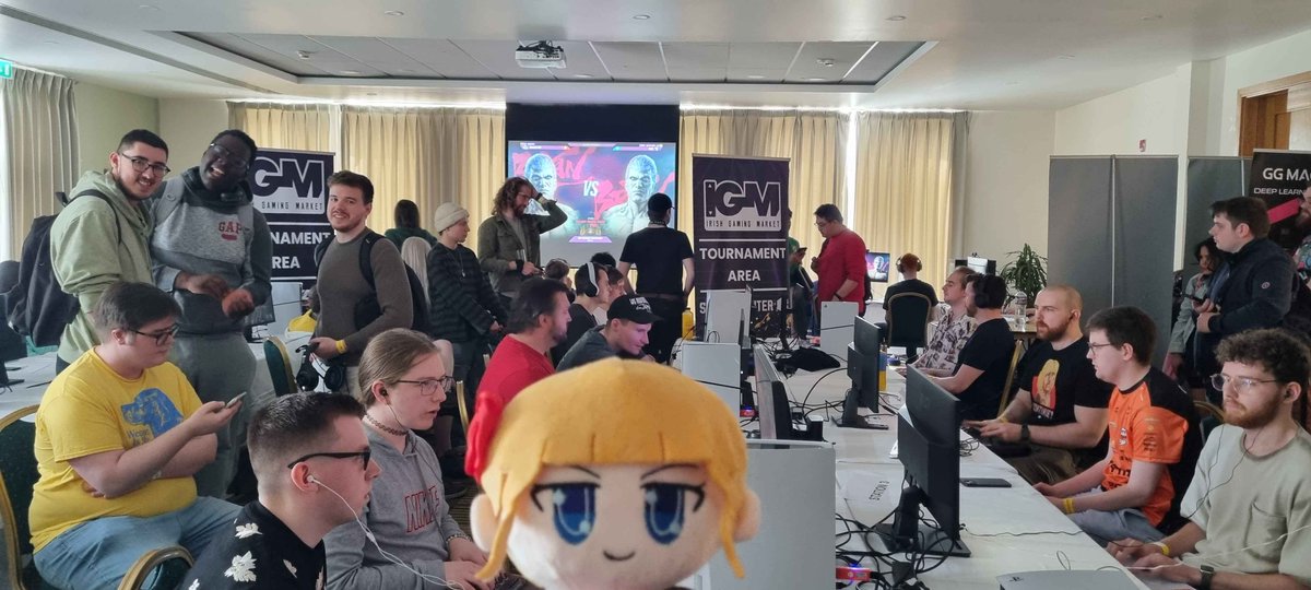 SH1N__A's tweet photo. 🧵Post IGM Summer Showdown Thread 🧵

I've got like no followers on this account so maybe I'm just shouting into the void. Give this an RT &amp; a follow if you used to follow my old account https://t.co/DXbR22ifJT