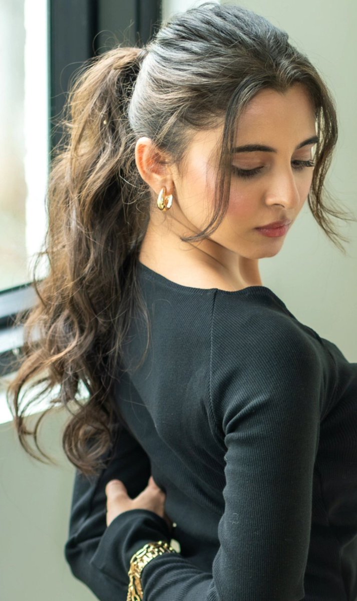 GSm1D2FXAAAEGUP?format=jpg&name=medium