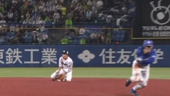 まぁ、今日はこれよ。
山田哲人はバウンドに合わせて捕るの上手いから、いざという時にこういうことが出来る。
故意落球とか言えば言うほど「あんまり野球しらないんだな」って感じでみっともないよ。