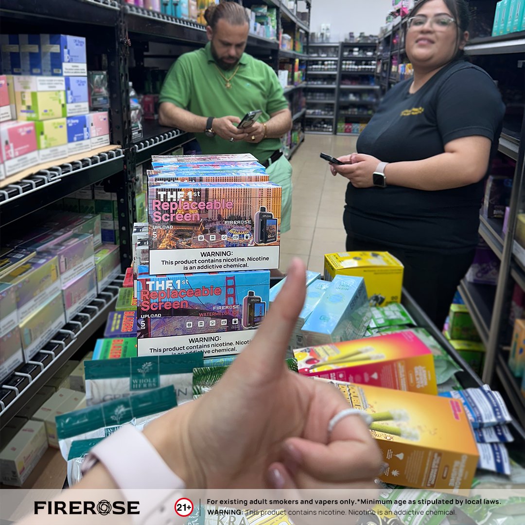 🙌Firerose UPLOAD is now available in the US! Head to your nearest store to try it!
.
More details
firerosetech.com/products/uploa…
.
#fireroseupload #firerose #firerosetech #vape