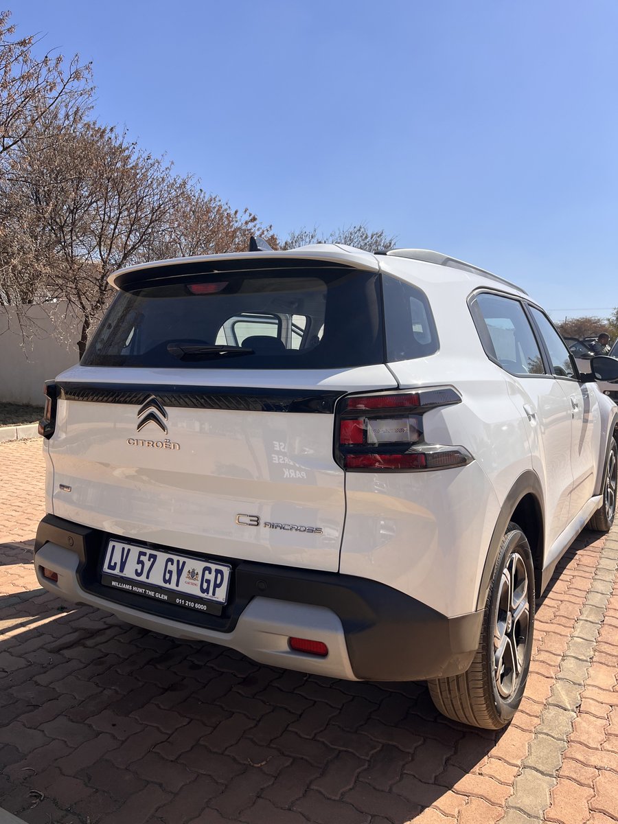 _Thaso's tweet photo. Spending time with @CitroenSA as they launch their new C3 Aircross, which 5 &amp; 7 seater 😁 

This is powered by a turbocharged 1.2L 3 cylinder engine that produces 81kW/205NM 😮‍💨🔥

It goes for R344,900 and if you add 10K you get to have the 7-seater 🤞🏽#SimplyMore https://t.co/Pz56PELoWB