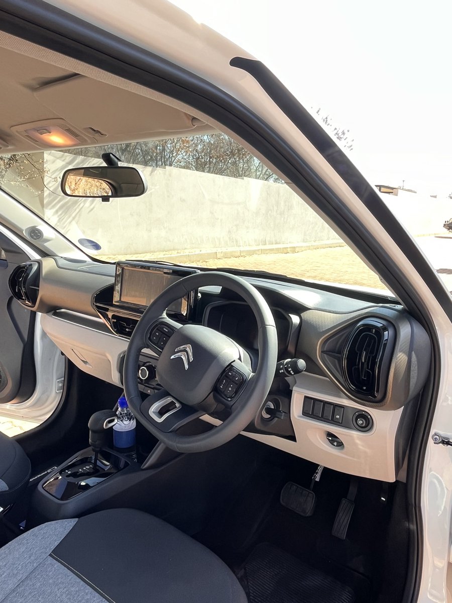 _Thaso's tweet photo. Spending time with @CitroenSA as they launch their new C3 Aircross, which 5 &amp; 7 seater 😁 

This is powered by a turbocharged 1.2L 3 cylinder engine that produces 81kW/205NM 😮‍💨🔥

It goes for R344,900 and if you add 10K you get to have the 7-seater 🤞🏽#SimplyMore https://t.co/Pz56PELoWB