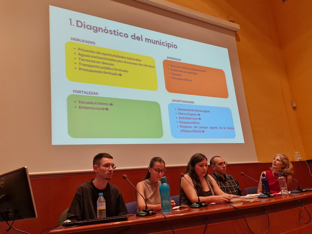 migaub30's tweet photo. 🧵 [1/8]:
🔍 Han desenvolupat diagnòstics territorials, propostes de #GestióAmbiental territorial i organitzacional, i els seus respectius #plans de #comunicació i #formació. 🗺️📊 https://t.co/1UMExK47vC