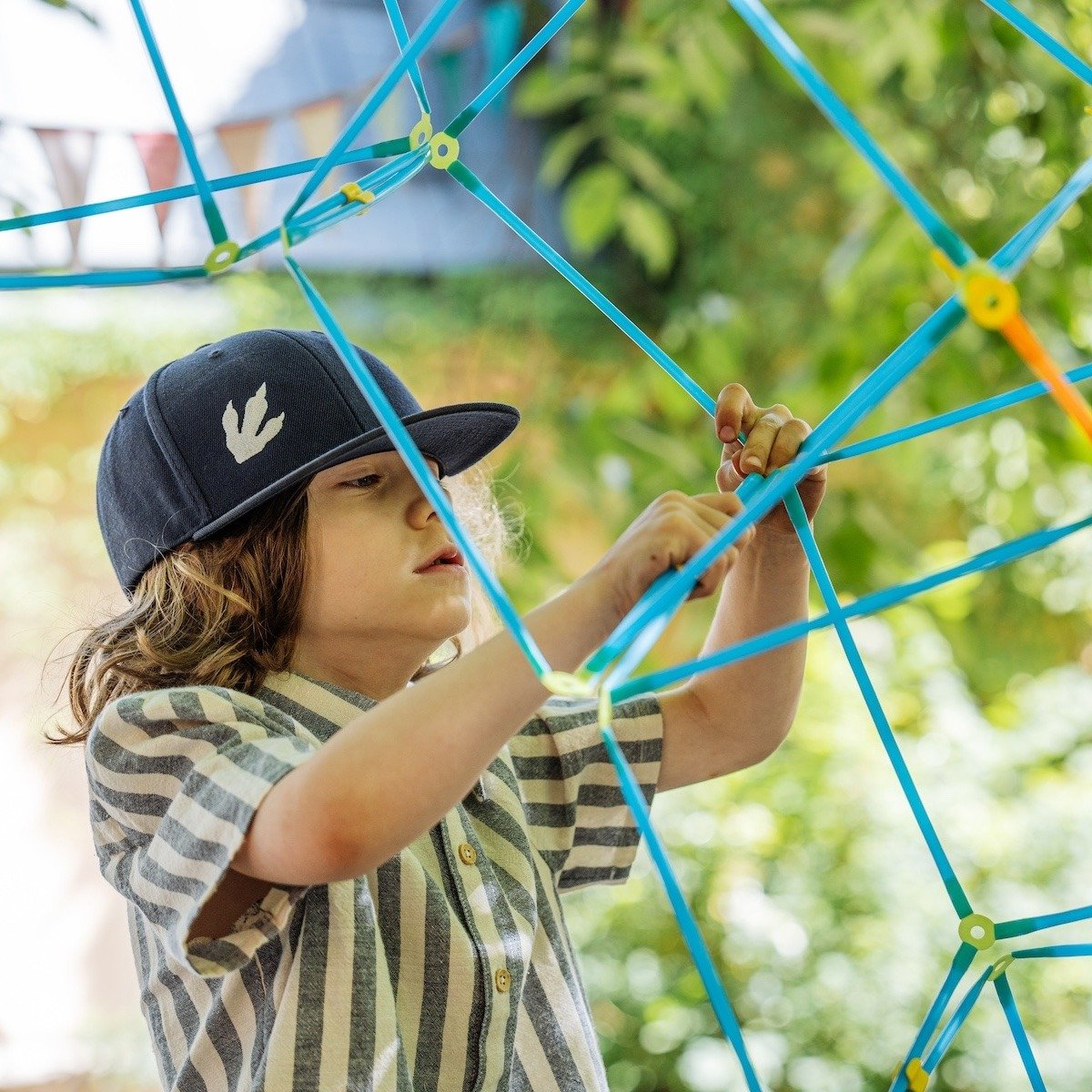 strawbees's tweet photo. ππΊπΈ 2 of 10 #STEAMSummerCamp is here! Can you build the tallest tower? Challenge accepted!
Stack a tiny tower to learn about engineering and balance. Your towering adventure starts here!
π Click the link! π https://t.co/zmnRIShC5K
#TinyTowerChallenge #STEM #TeacherTips https://t.co/L7QwaSB6jO