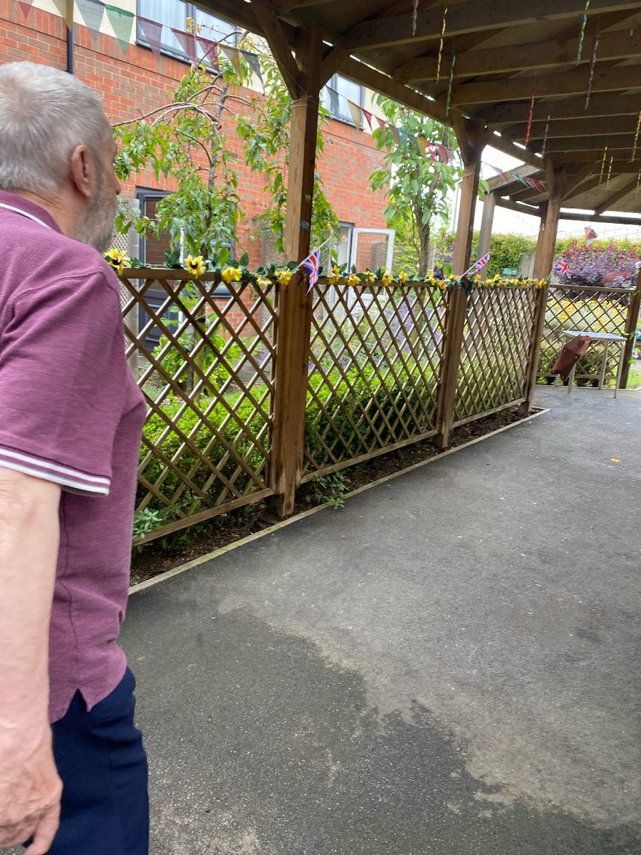 This morning we took part in ‘Hurl the Handbag!’, as part of our Anchor Games Week! 🏆 
One by one we threw the handbag down the path to see who could throw it the furthest! 👜 
Jean was our winner!!🥇 
#NelsonLodge #Anchor #AnchorGames
