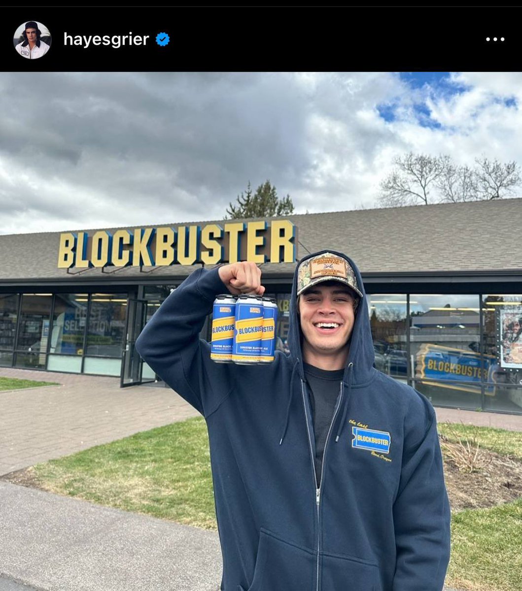 BlockCoin_sol's tweet image. Looks like @HayesGrier made it a blockbusters night 📼🙌🏼
