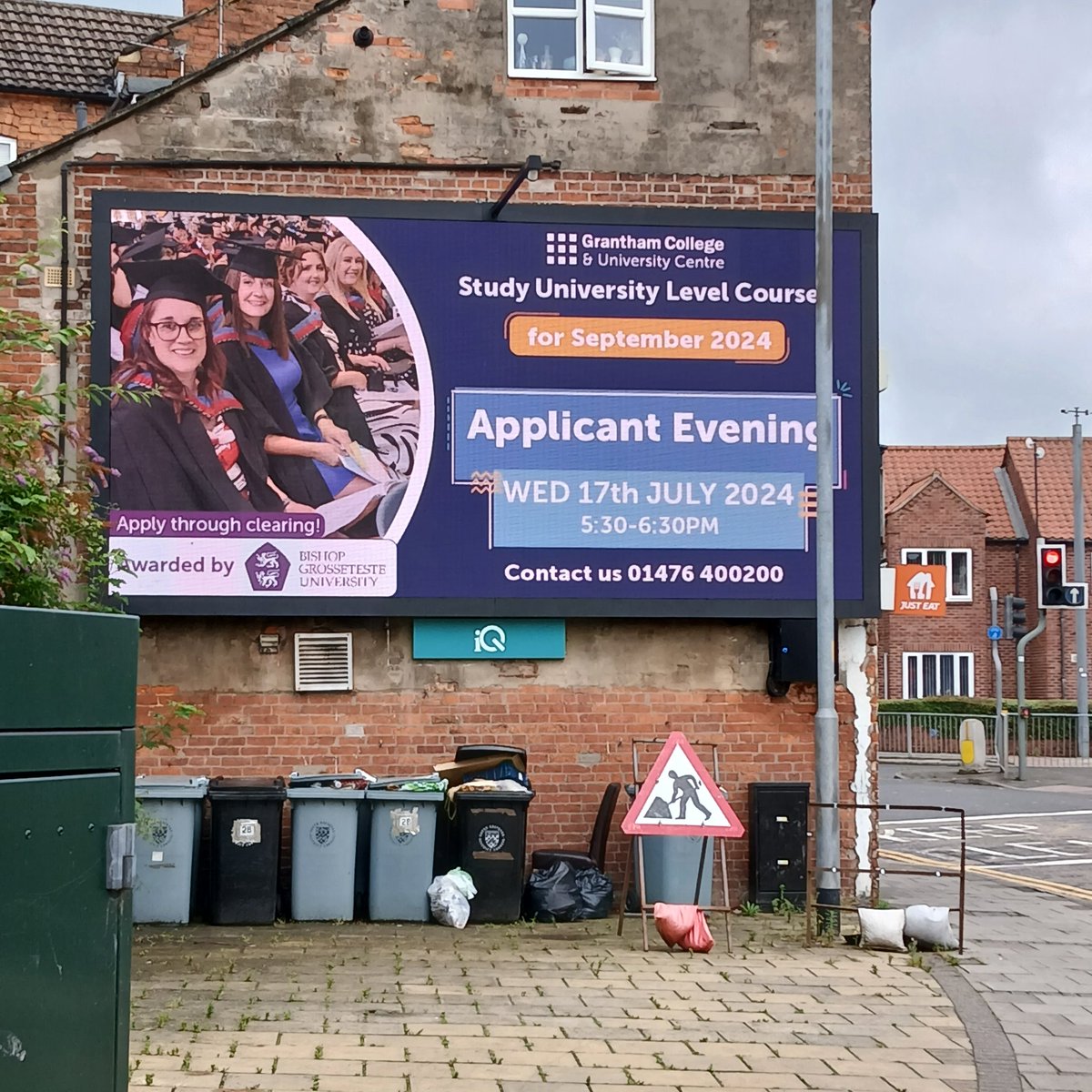 Mrs Buttercup tweet media