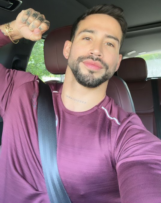 ? gym time https://t.co/kCZXdnfDPx