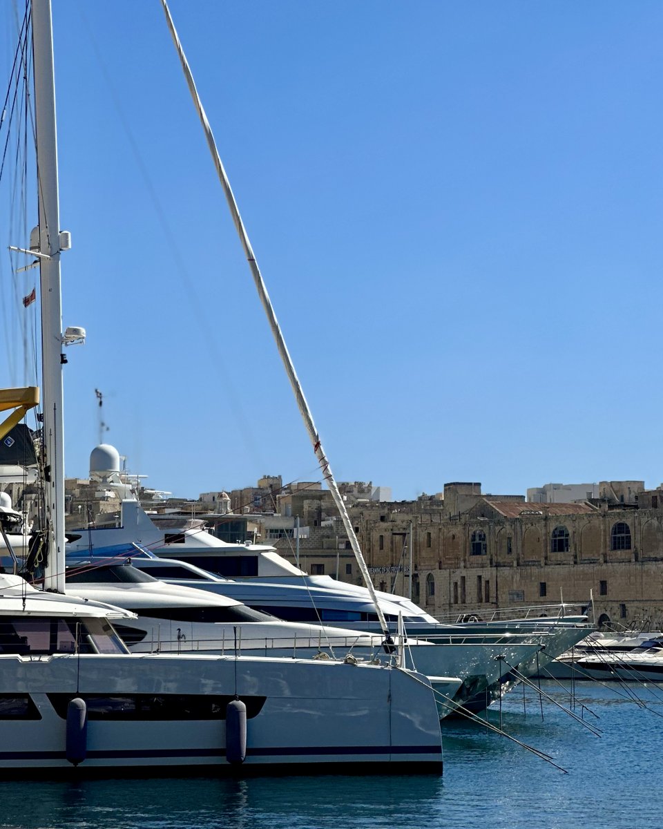 All you need at Grand Harbour Marina this winter for your superyacht! Lively atmosphere, crew activities, service close by

🛥️+200 berths
🔧 Personalized service
🌊 Stunning natural scenery

Contact us➡️ cnmarinas.com/book-a-berth

#cnmarinas #mymarina #malta #mediterranean