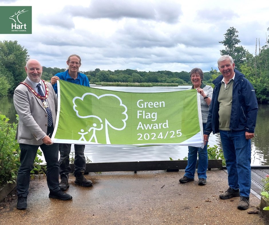 HartCouncil's tweet photo. We are SO proud that all 5 of our countryside sites retained their @GreenFlagAward this year 🎉 

Fleet Pond has received this prestigious reward for the 13th year in a row 😍 A huge thanks to @FleetPondSoc for working with us, playing a huge part in this achievement 💚  

👉 https://t.co/W3uYzGAMbg