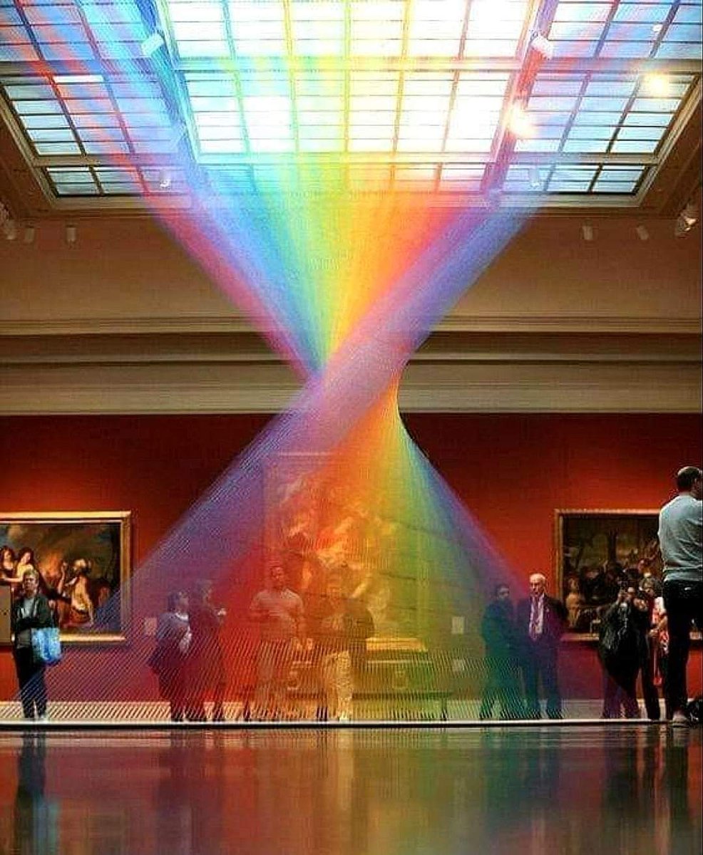 virginierib's tweet photo. Gabriel Dawe.
Travail artistique de recherche du spectre de la lumière invisible https://t.co/tJsfUv9SgD