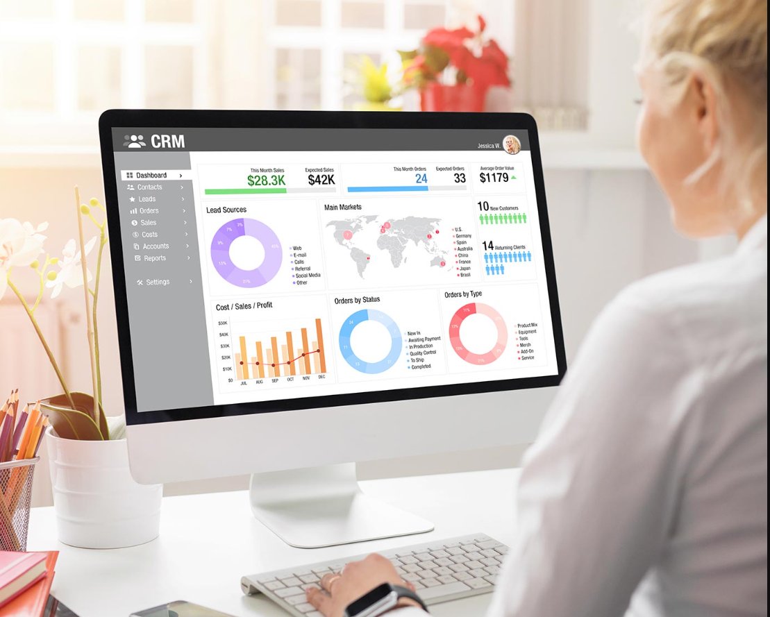 Searching for The Best Affordable CRM Software? #CRM #Software #softwarecoverage
Zoho CRMKey Features: Lead and contact management, sales automation, workflow automation, analytics.
HubSpot CRM
Key Features: Contact management, email tracking, deal management, task management.