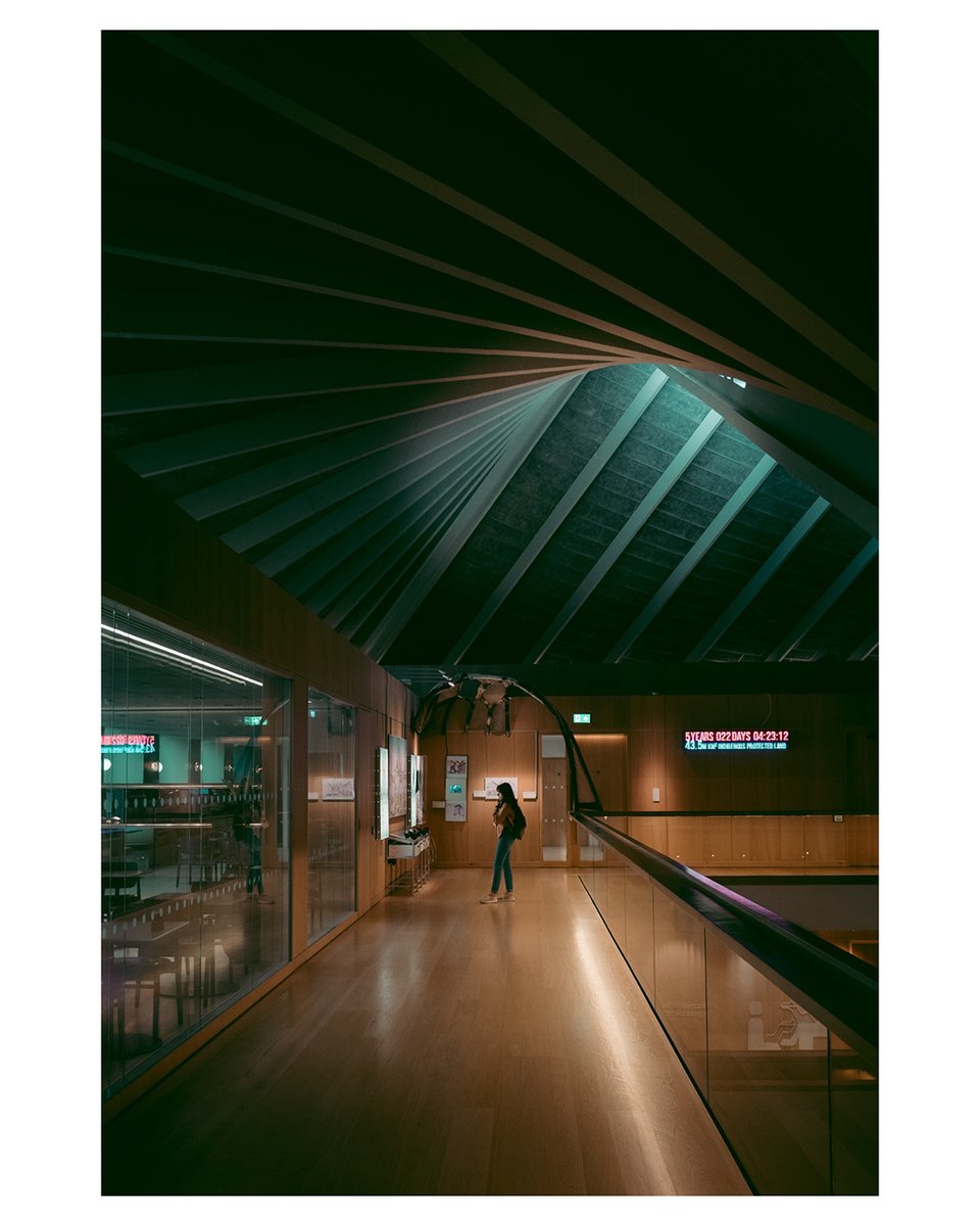 Visit to the Design Museum recently for the first time since it moved to the former Commonwealth Institute building in 2016. 
-
#architecture #designmuseum #designmuseumlondon #johnpawson #londonarchitecture #architectontour #structure #london