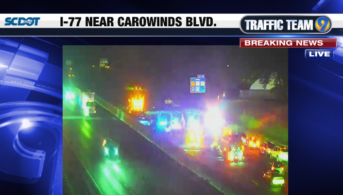 TrafficTeam9's tweet photo. UPDATE: A better look at the crash that has I-77 NB BLOCKED prior to Carowinds Blvd. #FtMill #YorkCo #clt #cltraffic #clttraffic https://t.co/0gwZg16BFz