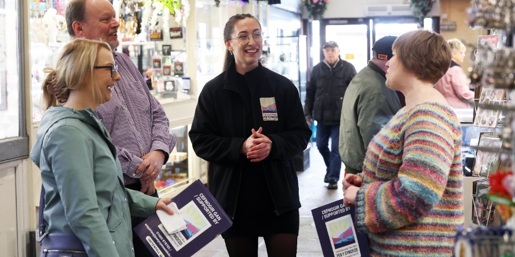 Want to work as part of a small + dynamic team helping deliver lasting change through the fund?

We are looking for a Finance + Fund Manager to fill a new role with the team

JOB VACANCY FINANCE AND FUND MANAGER WANTED – Pen Y Cymoedd Community Fund (penycymoeddcic.cymru)