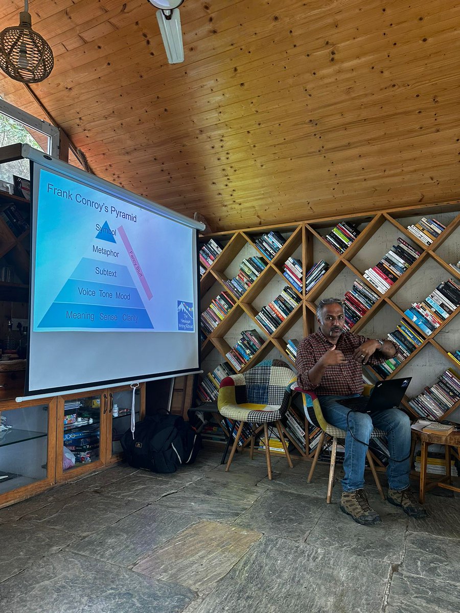 HimalayanWrite's tweet image. 8848.

That&apos;s it. That&apos;s the caption.

PS. Internal joke of this batch😝 Go figure.

#TheHimalayanWritingRetreat #creativewriting #CreativeWritingCourse #Himalayas #writers #WritingCommunity #WritersRetreat #Nature