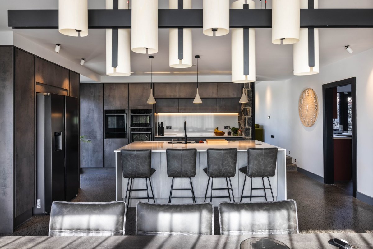 YourLightSource's tweet photo. Check out our latest project in Ballyclare, Northern Ireland, showcasing the exquisite designs of LZF, Wever and Ducré, and Essentials.

📷 by Joseph Woods Woznica

🔗https://t.co/t2V49JRIX4 https://t.co/zsHRAxL4Se