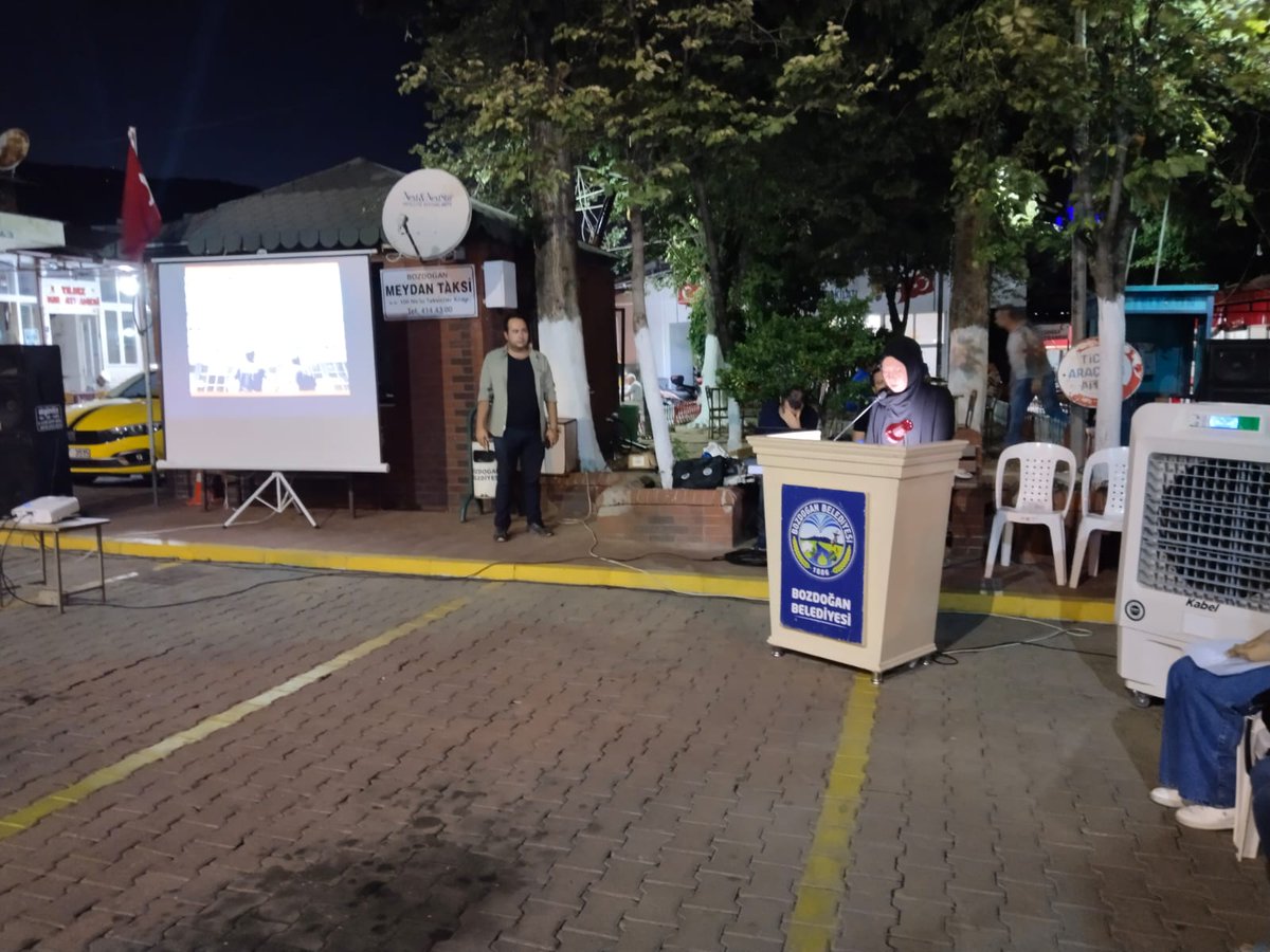 bozdoganmtal's tweet photo. 15 TEMMUZ ŞEHİTLERİNİ ANMA,DEMOKRASİ VE MİLLİ BİRLİK GÜNÜ ETKİNLİKLERİ OKULUMUZ TARAFINDAN YAPILMIŞTIR. AZİZ ŞEHİTLERİMİZE VE GAZİLERİMİZE SAYGILARIMIZI SUNUYORUZ. ASLA UNUTULMAYACAKLAR...
@bozdoganmtal 
@veyselkasapoglu 
@Aydin_MEM 
@BozdoganIlce https://t.co/5zgu8mlTUU