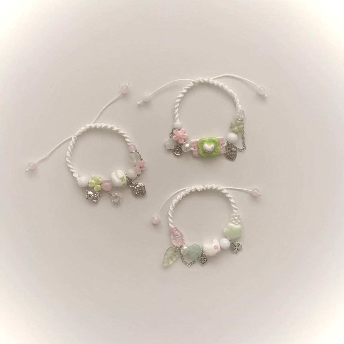 cheridesuu's tweet photo. เชอคับ สายอยากทำอะไรก็ทำ555555 ส่วนใหญ่เป็นงานลูกปัดกับดินปั้น handmade เลยย 300%✊🏻! https://t.co/tWH2uVCFQV