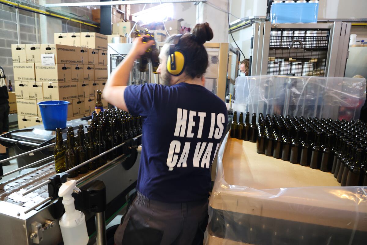 DH-Bruxelles tweet media