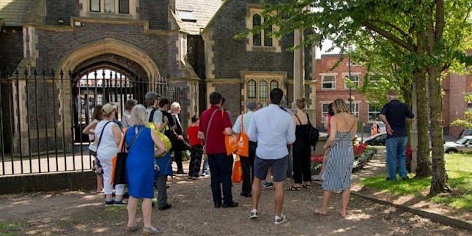 The last of our summer evening tours this Friday @  5.30pm-7.15pm 
 This tour introduces many of the notable Brummies laid to rest in both Warstone Lane cemetery &amp; neigbouring Key Hill Cemetery.  eventbrite.co.uk/e/an-introduct…..