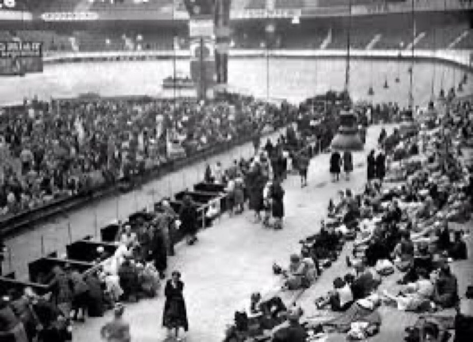 RudiGeerts's tweet photo. 3/n The Vel d’Hiv round up was part of a series of raids in 1942 to arrest Jews across the country, under the codename ‘Operation Spring Wind’ (Operation Vent printanier). This operation focused on ‘foreign or stateless Jews’, meaning the French Jewish population were initially https://t.co/N9ZNmvhufN