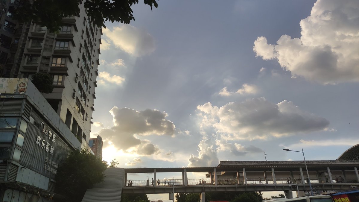 Rickrlin's tweet photo. 晚安世界 https://t.co/FtcQaatfbe