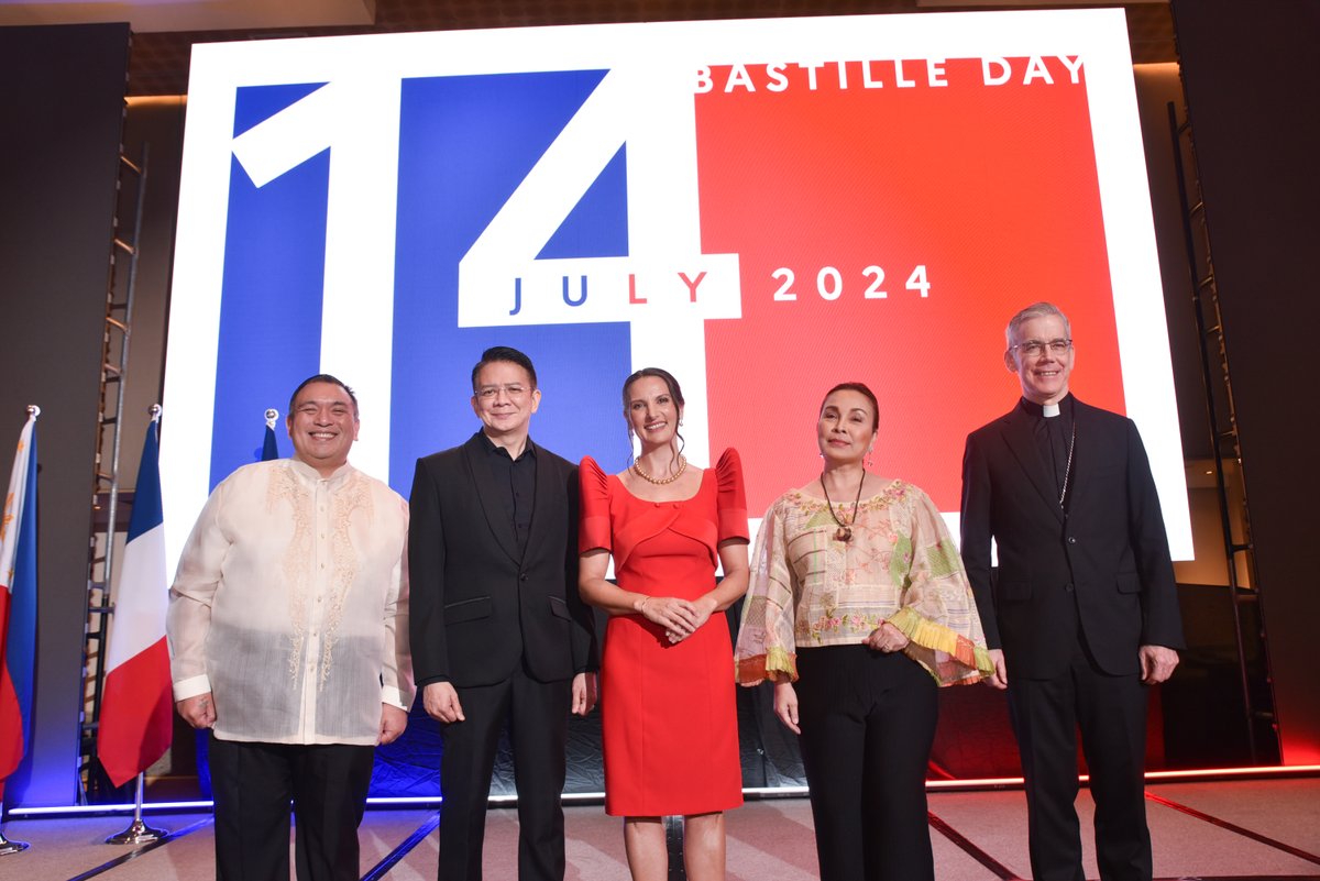 FrenchEmbassyPH's tweet photo. 🎆🇫🇷 Ambassador @MarieFontanelPH hosted the celebration of the French National Day in 🇵🇭, which is also a nod to the upcoming #Paris2024 Olympic and Paralympics.

Thank you to all our friends who joined us at #BastilleDay2024! 🙏

📷 More photos: https://t.co/sVLV9lHabk https://t.co/xEQA9SXaNY