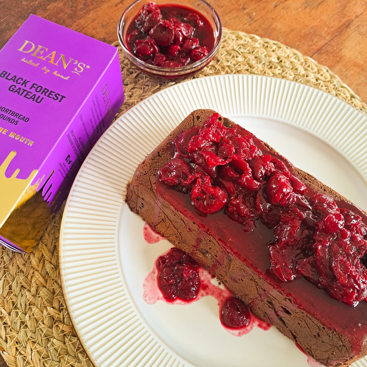 To celebrate #NationalCherryDay, we've got another delicious recipe just for you! 🍒

Our rich Chocolate Cherry Fridge Cake  has sweet pockets of our Black Forest Gateau Shortbread. 😍

View the full recipe here - bit.ly/3Fzk0Uc 

#DeansShortbread #Recipe #NewRecipe