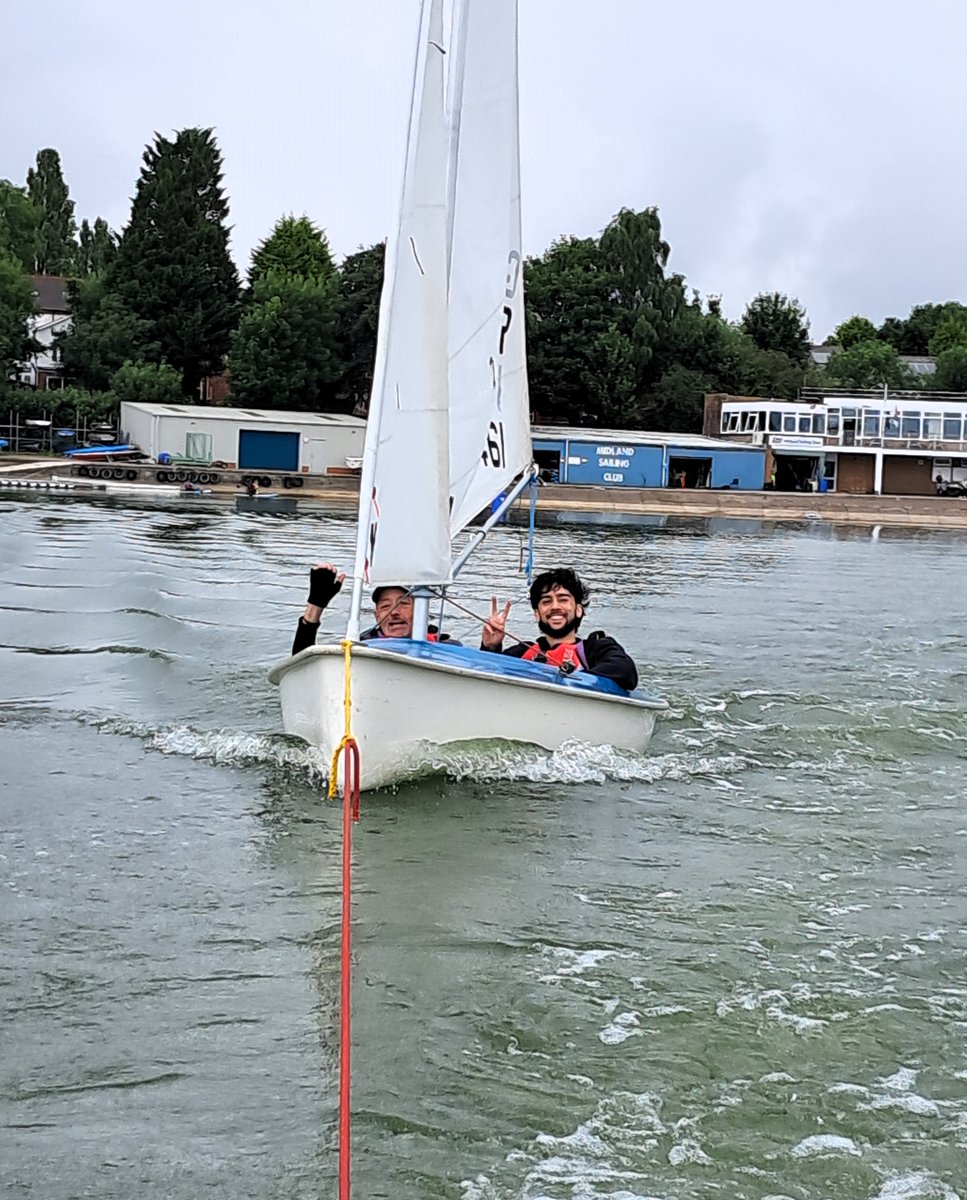 HeadwayBS's tweet image. What a fantastic, fun lifestyles session! Client Ian enjoyed a day of sailing and pool at Edgbaston Reservoir with new support worker Hassan.
Just one of the ways we support clients to access the community again and try new things with confidence.
#supportwork #braininjury