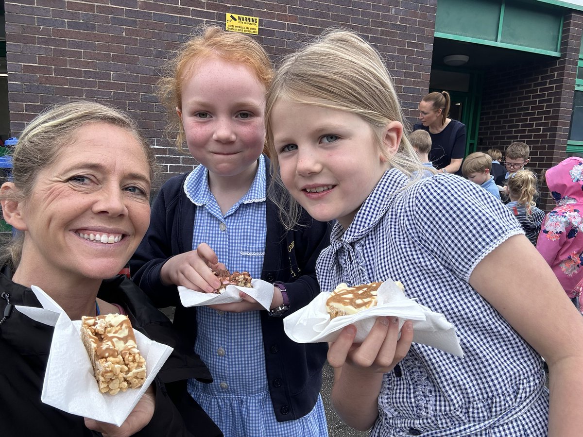 Yum yum! Enjoying some delicious home baking from Y2’s Enterprise Project! £1 a slice, selling fast! <a href="/comberbach_FOCS/">Friends of Comberbach School</a> <a href="/ComberbachMrsL/">Miss Lowe</a> @ComberbachMrsY