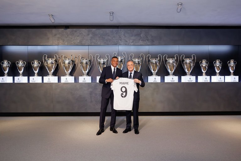 VAYA FOTÓN.

KYLIAN MBAPPÉ, FLORENTINO PÉREZ Y LAS 15 CHAMPIONS LEAGUE.