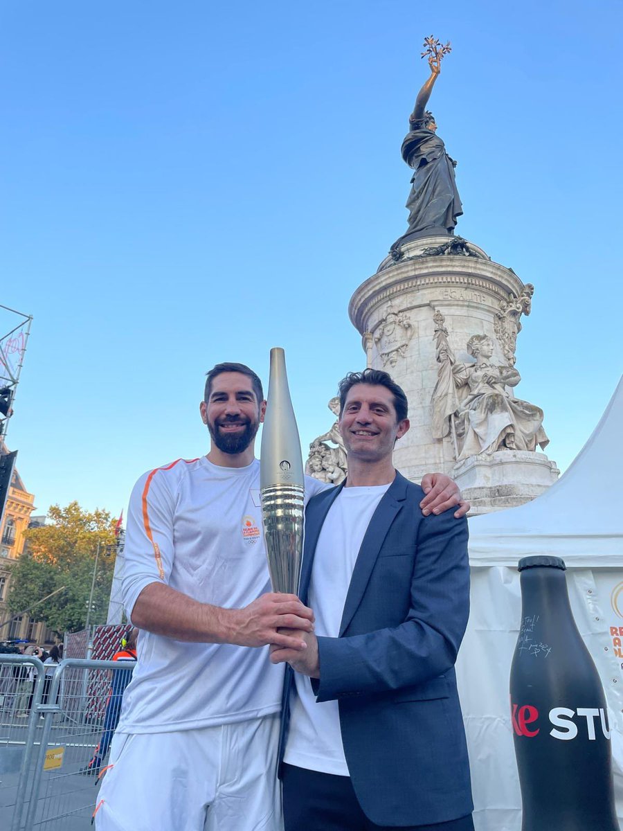 PierreRabadan's tweet photo. Comme nous l’avons organisé et imaginé, notre relais capitale était à l’image de @Paris, de ses habitants,  ses talents, son histoire et patrimoine. Des souvenirs à jamais gravés dans notre histoire. https://t.co/1wrwMVNjFm