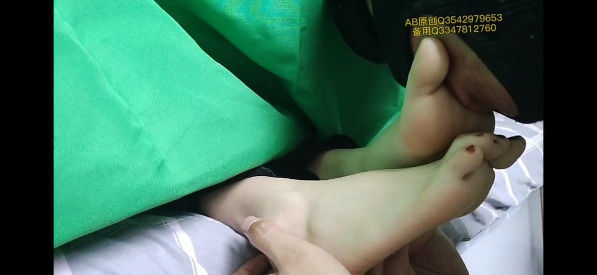 之前的推特号没了  换号了  麻烦同好多多帮忙转发一下