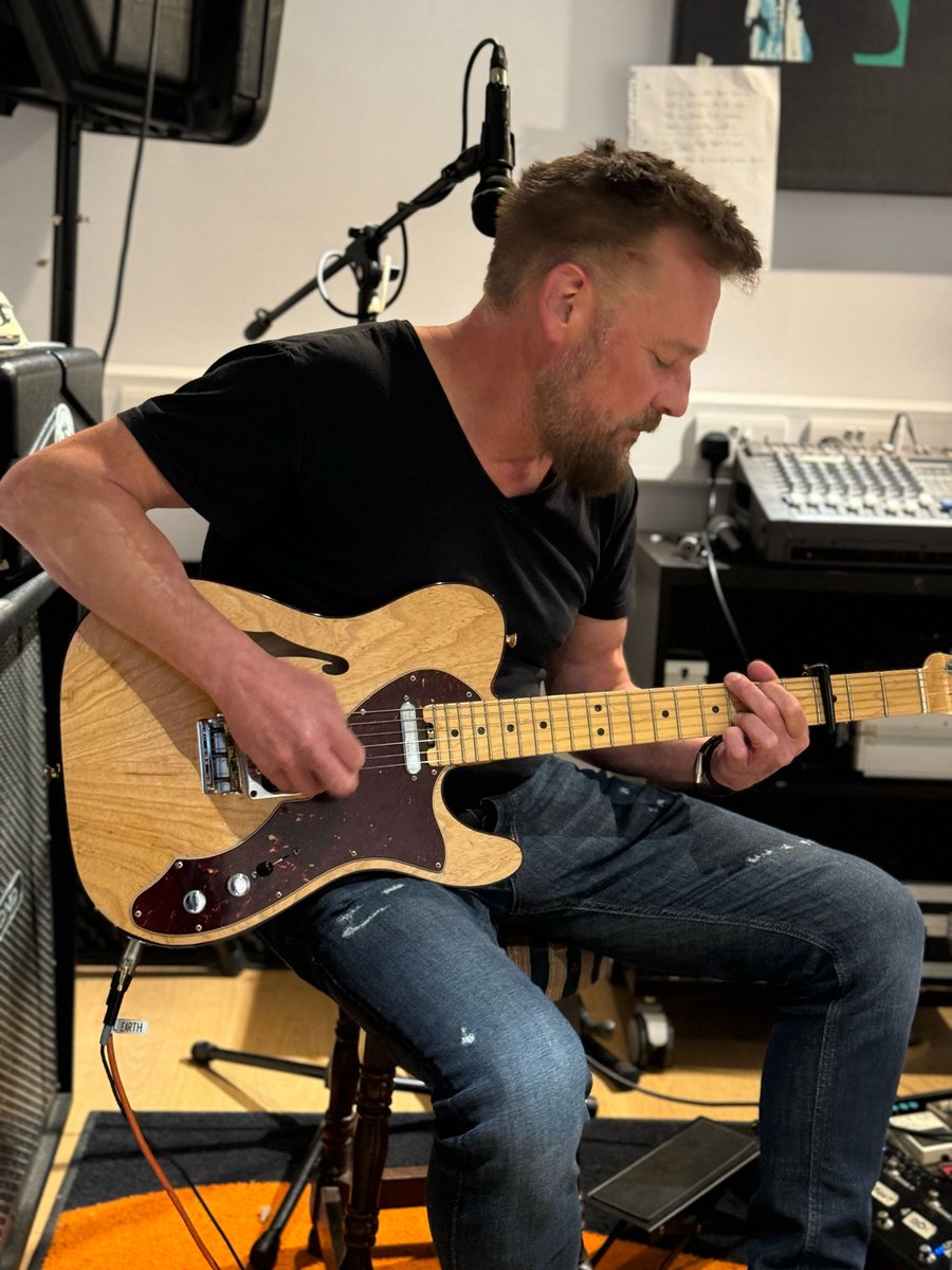 💥NEW MUSIC COMING SOON💥 We've just come from the studio recording our new single 'Time To Move On'  Release expected over the coming weeks and we can't wait to share this with you.. Keep em peeled on our socials for release date! #countrymusic 🤠