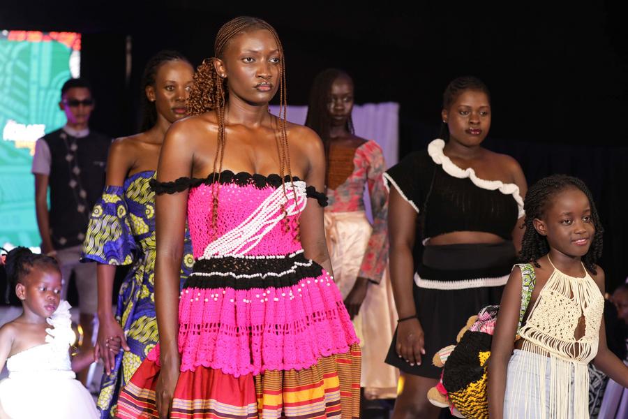 Afri Art and Fashion Show 2024 featured African fashion works with traditional and modern elements by more than 15 local artisans and designers xhtxs.cn/VeP