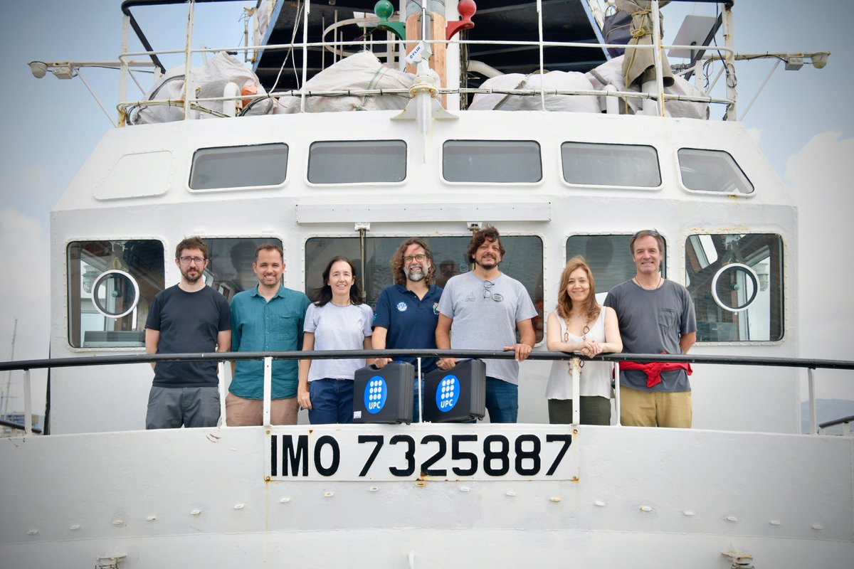 la_UPC's tweet photo. 🛳El vaixell #OpenArms reduirà el consum de combustible amb un nou sistema basat en #MachineLearning creat per l’@FNB_UPC.

L'estalvi servirà per fer més tasques de salvament.

El projecte neix de la col·laboració del #FractusUPCHub amb @openarms_fund.
https://t.co/Jp695ImeUK