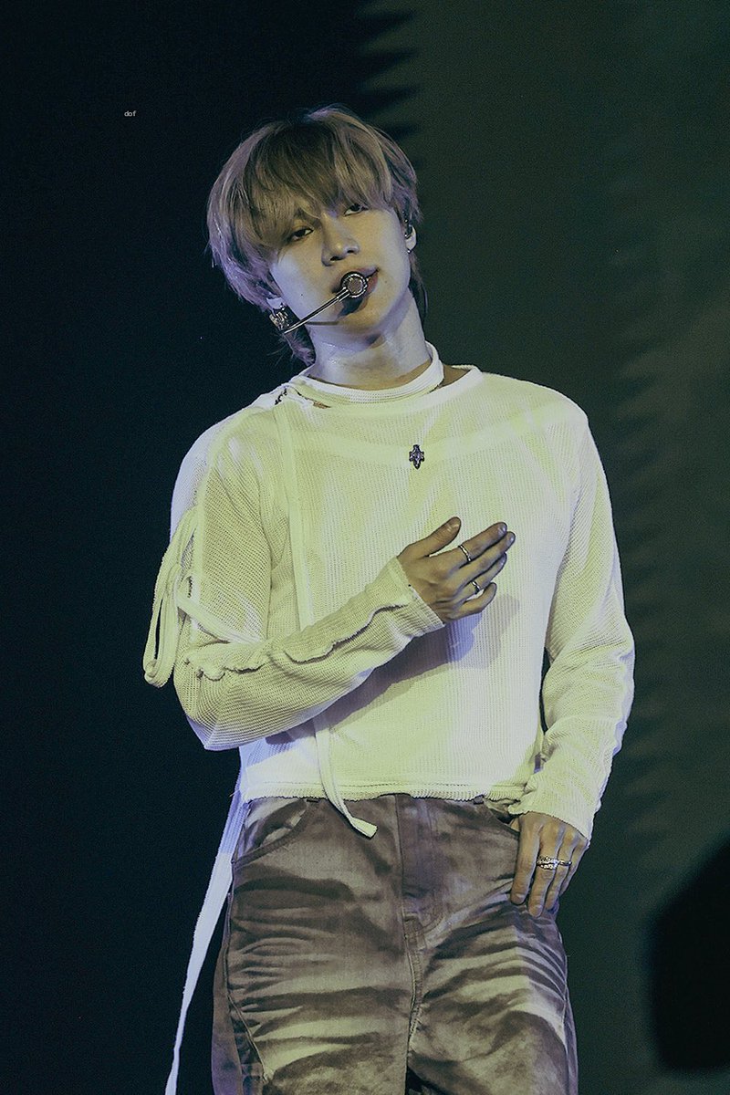 dof_tm's tweet photo. #태민 #TAEMIN #SHINee #テミン https://t.co/UDXtYFualQ