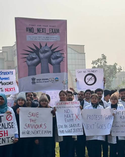 Ibrahim25600940's tweet photo. @ncism_india #nonextayush
#newrulenewbatch 
#ncism https://t.co/3luRtKsDCA