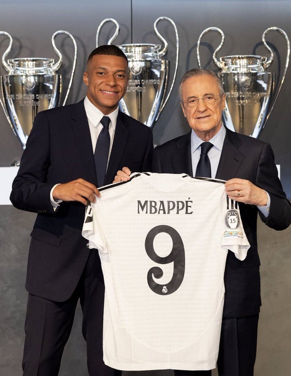 THE DAY HAS COME 🐢🤍
#WelcomeMbappé