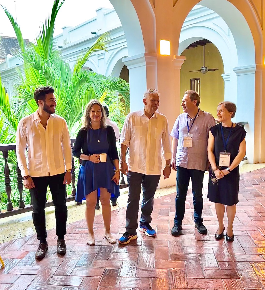 Ha sido un gran honor tener a <a href="/lpajin/">Leire Pajín</a> y <a href="/xadrianbonilla/">Adrian Bonilla</a> al timón de <a href="/eulacfoundation/">EU-LAC Foundation</a> y haber coincidido en el camino - y hacer el camino, también. Europa, América Latina y el Caribe necesitan personas con su compromiso y conocimiento. ¡Les deseo todo lo mejor para el porvenir!