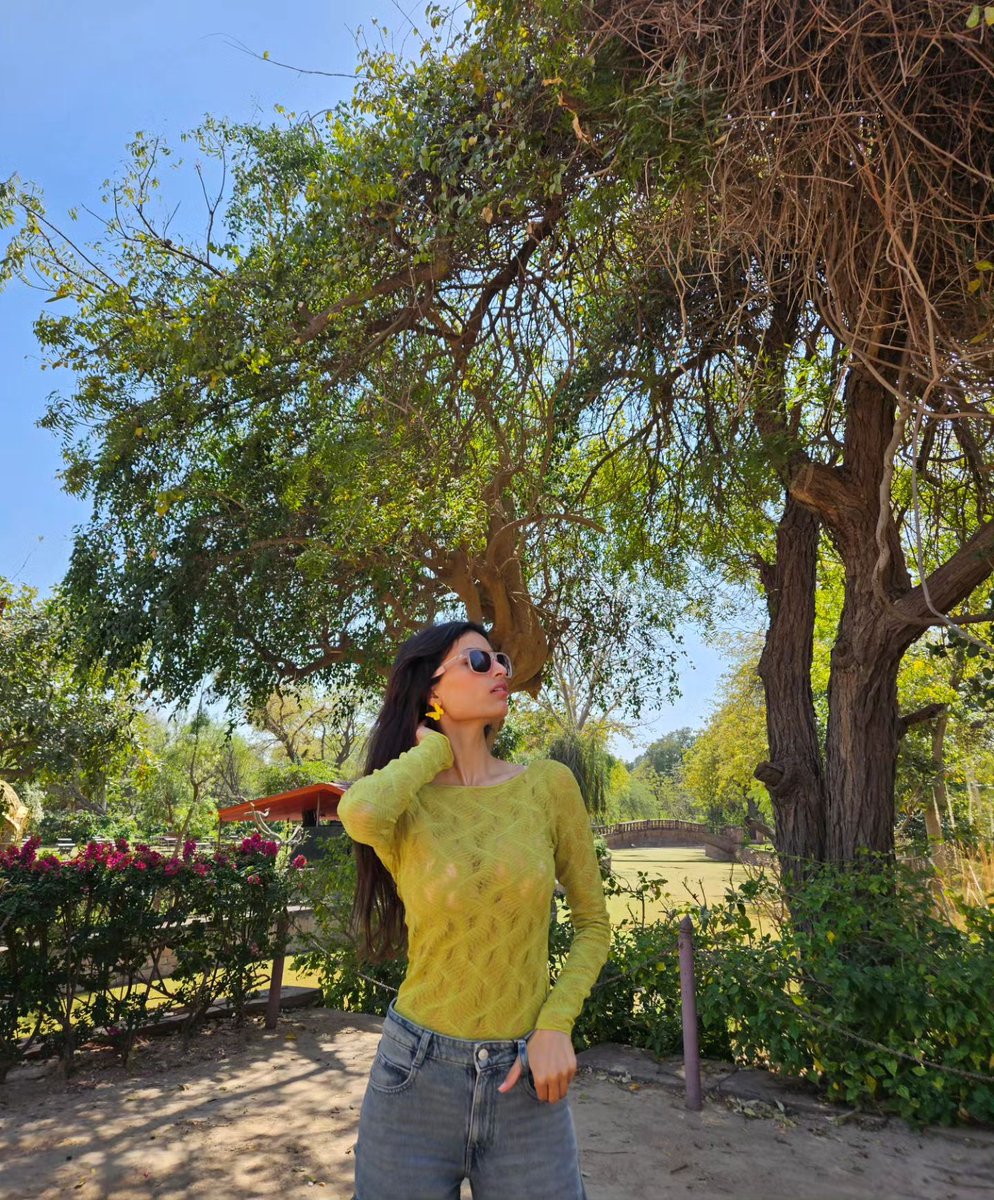 stargallery2020's tweet photo. #Neikitha #NikitaTiwari https://t.co/6SJJTKbUr3