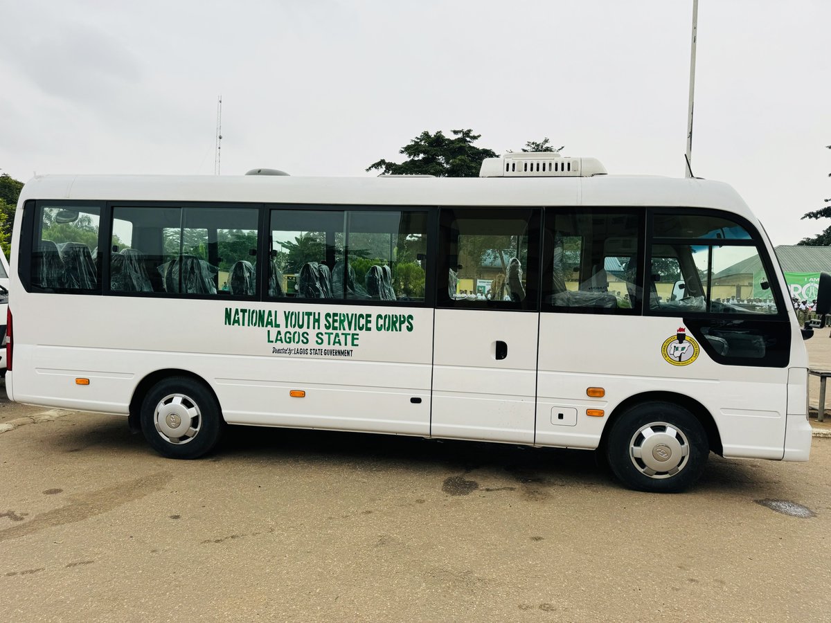 Mr_JAGs's tweet photo. FLASH: Governor of Lagos State, Mr @jidesanwoolu has made some announcements today at the Lagos NYSC Camp:

1. A Sum of N5b for the construction of a new Permanent Site for Lagos NYSC Camp 

2. A sum of N100,000 for each Youth Corper passing out today  (to be delivered next week directly into their accounts) 

3. Automatic Employment into the Lagos Public Service for the best 100 Corpers after service year (for this batch) 

And a 32-Seater Hyundai Bus (delivered already today) 

#LagosNYSC
#EkoKopa
#GreaterLagosRisng