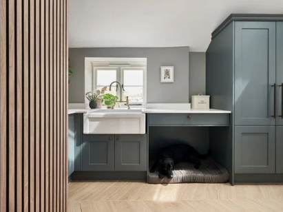 stonehamkitchen's tweet image. This cleverly designed #utilityroom has been created with the owners’ dog in mind with a built-in dog bed and ‘treats’ drawer. It also has a pantry to house cleaning supplies and wooden panel doors that conceal white goods.   

View the project here -  ow.ly/2Qck50Sy1m0