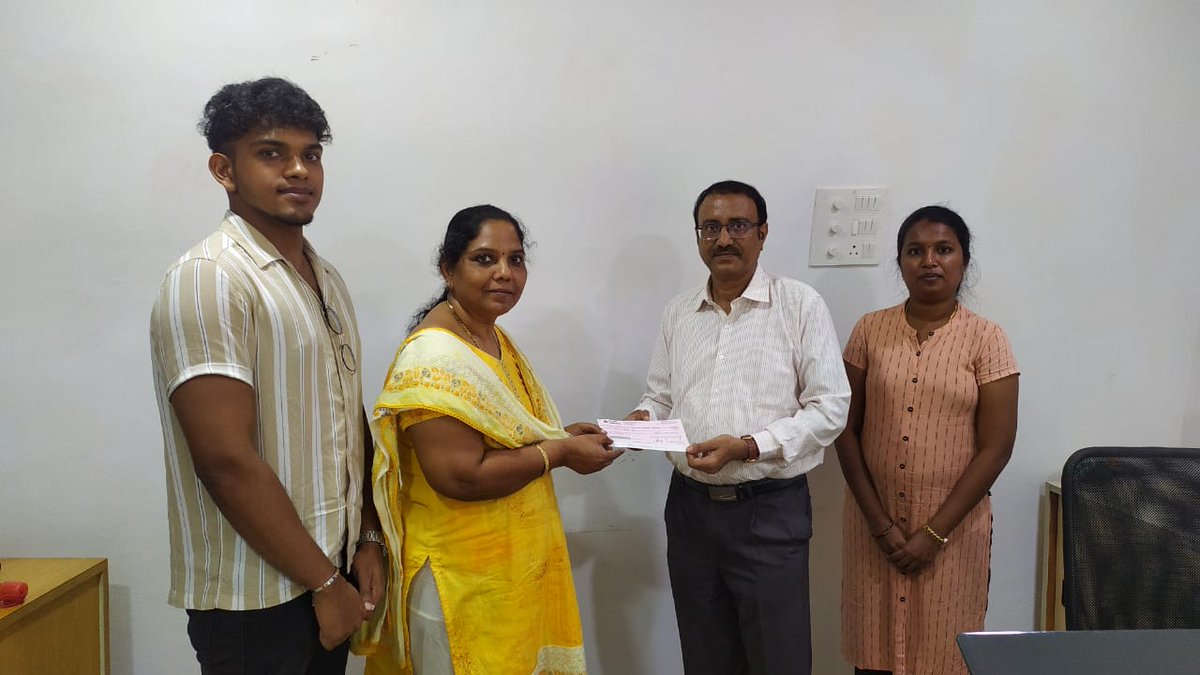biotechpark's tweet photo. Dr (Mrs) Felix Enigo V S, Diagno Intelligent Systems received the BIRAC Seed Fund of Rs. 30.00 lacs from the General Manager - Golden Jubilee Biotech Park for Women Society.
The Biotech Park wishes for Diagno Intelligent System to achieve greater milestones.
@BIRAC_2012
@DBTIndia https://t.co/afab0bbv9J